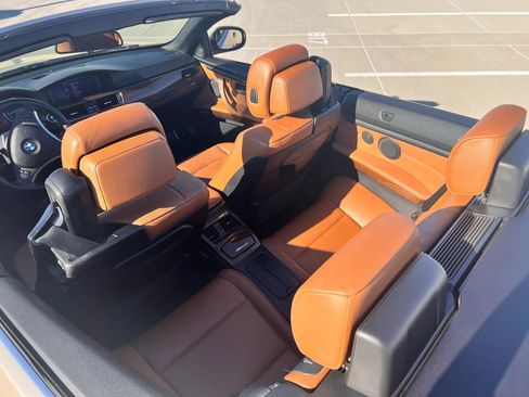 Used 2013 BMW 335i Convertible RWD image 22