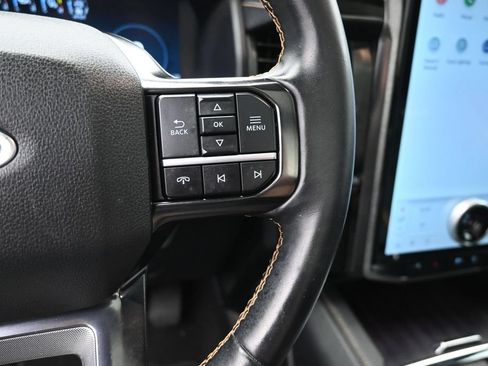 Used 2024 Ford Expedition Max Platinum RWD image 6