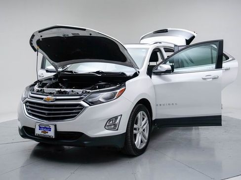 Used 2019 Chevrolet Equinox Premier image 17