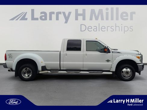 Used 2015 Ford F350 Lariat w/ Lariat Ultimate Package image 6