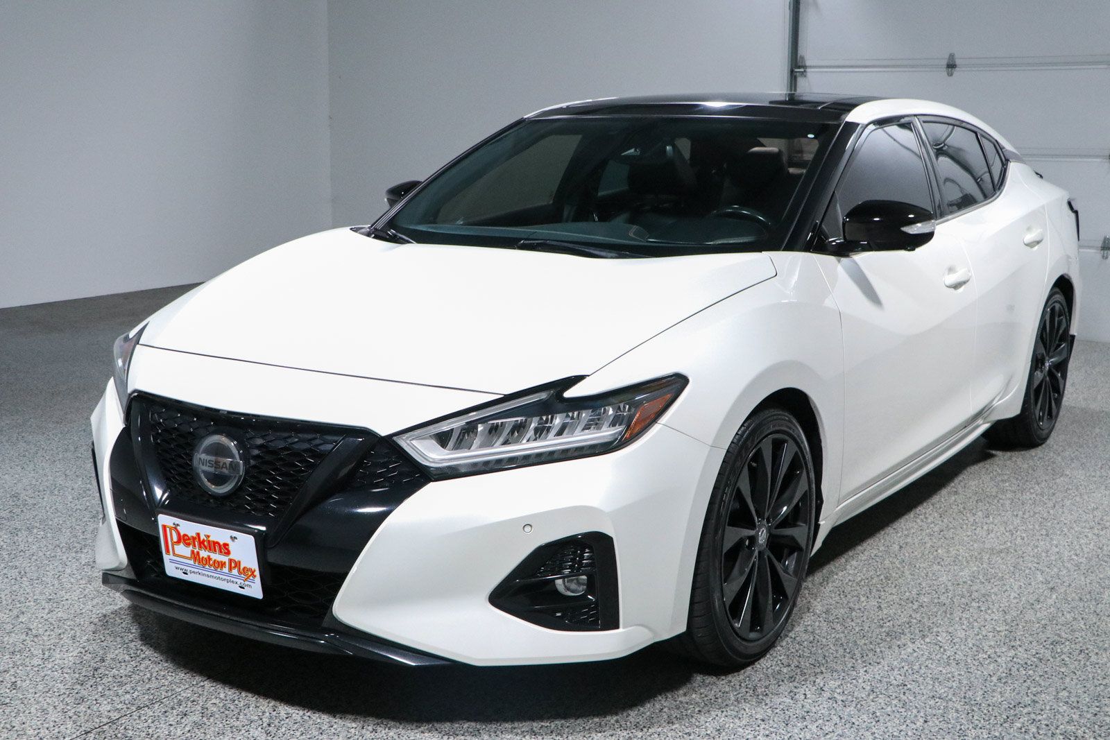 Used 2021 Nissan Maxima SR w/ Sport Mat Group FWD image 31