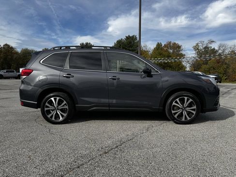 Used 2024 Subaru Forester Limited image 10