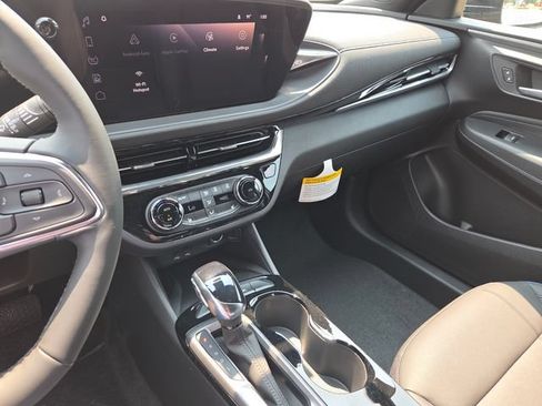 New 2026 Buick Envista Sport Touring w/ Convenience I Package FWD image 30