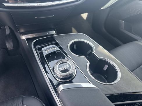 Certified 2025 Cadillac Lyriq Sport RWD image 24