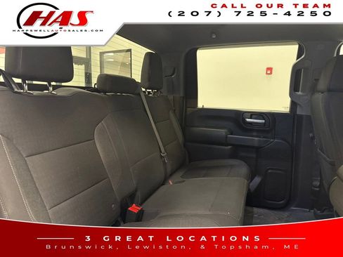 Used 2021 Chevrolet Silverado 2500 LT w/ Convenience Package image 11