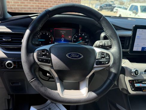 Certified 2023 Ford Explorer XLT w/ Equipment Group 202A image 30