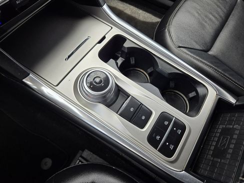Used 2020 Ford Explorer Limited RWD image 31