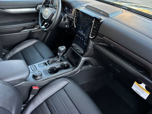 New 2025 Ford Ranger Lariat w/ FX4 Off-Road Package image 14