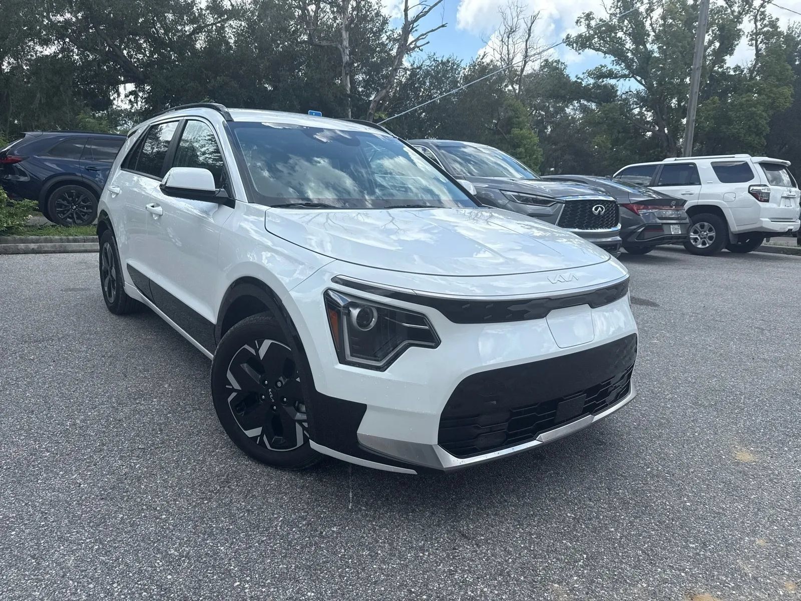 Used 2023 Kia Niro Wind FWD image 6