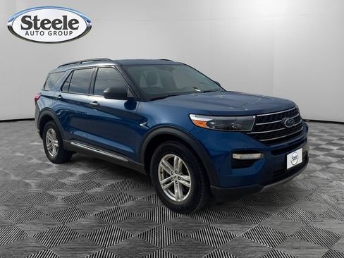 Used 2020 Ford Explorer XLT w/ Equipment Group 202A AWD/4WD image 7