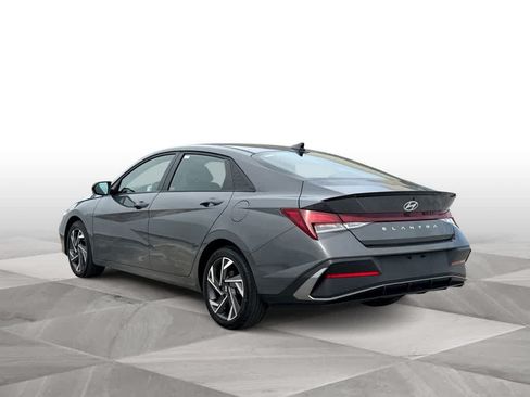 Used 2025 Hyundai Elantra Sport w/ Cargo Package FWD image 6