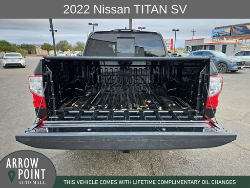 Used 2022 Nissan Titan SV w/ Accessory Utility Package image 17