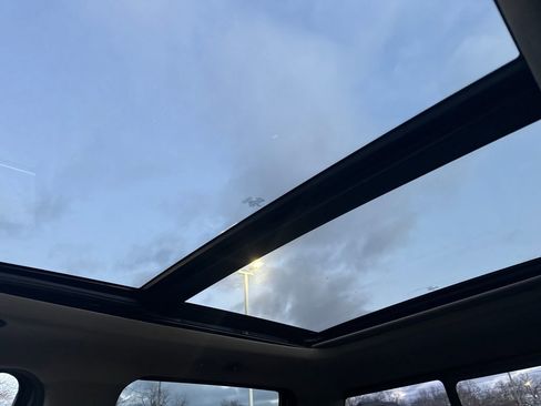 Used 2025 Ford F350 Platinum w/ Platinum Plus Package image 54