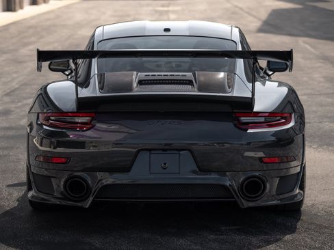 Used 2018 Porsche 911 GT2 RS RWD image 12