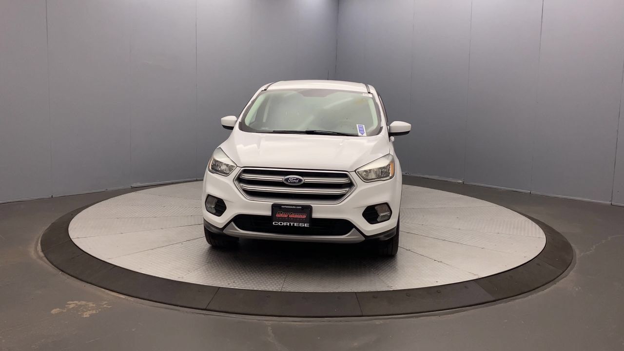 Used 2017 Ford Escape SE AWD/4WD image 8