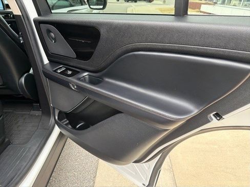 Certified 2023 Lincoln Aviator Reserve w/ Elements Package Plus image 29