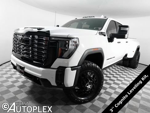 Used 2025 GMC Sierra 3500 Denali Ultimate image 1