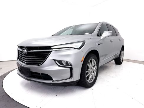 Used 2022 Buick Enclave Premium AWD/4WD image 14