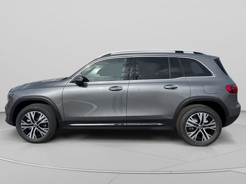 New 2026 Mercedes-Benz GLB 250 4MATIC image 2