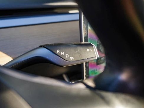 Used 2018 Tesla Model 3 Long Range image 22