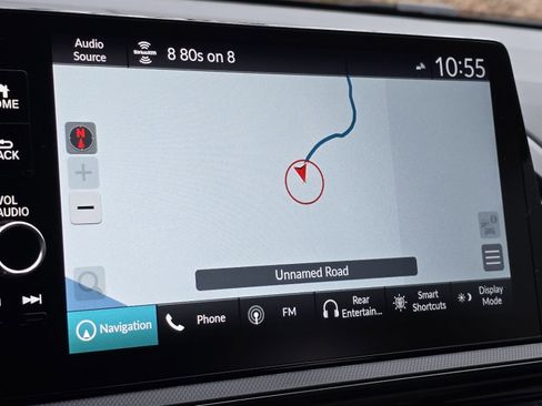 Used 2025 Honda Odyssey Touring image 5