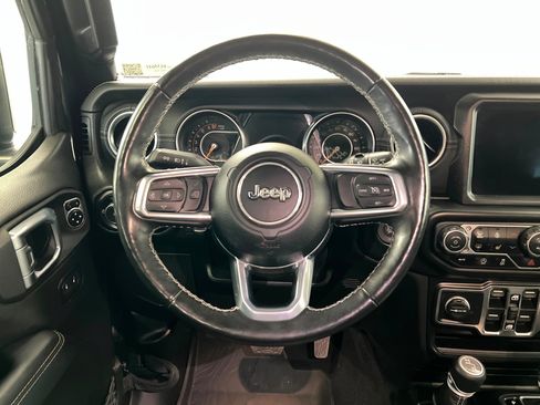 Used 2022 Jeep Wrangler Unlimited Sahara w/ Cold Weather Group image 13