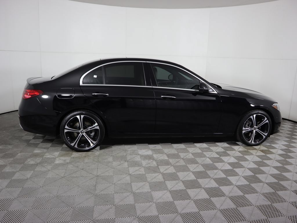 Used 2026 Mercedes-Benz C 300 Sedan image 4