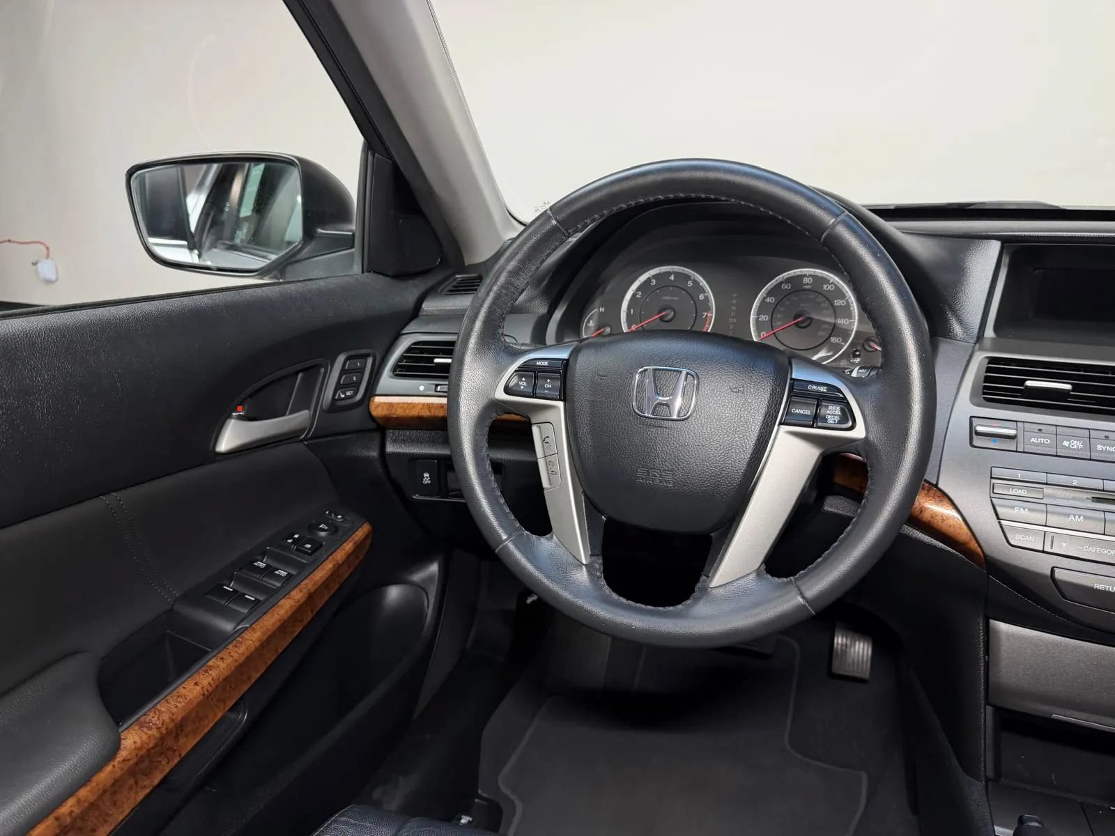 Used 2012 Honda Accord EX-L image 21