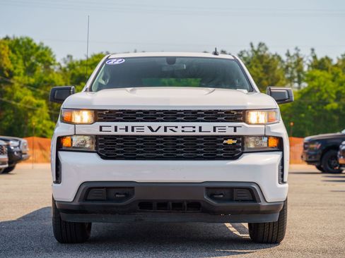 Used 2022 Chevrolet Silverado 1500 Custom AWD/4WD image 2