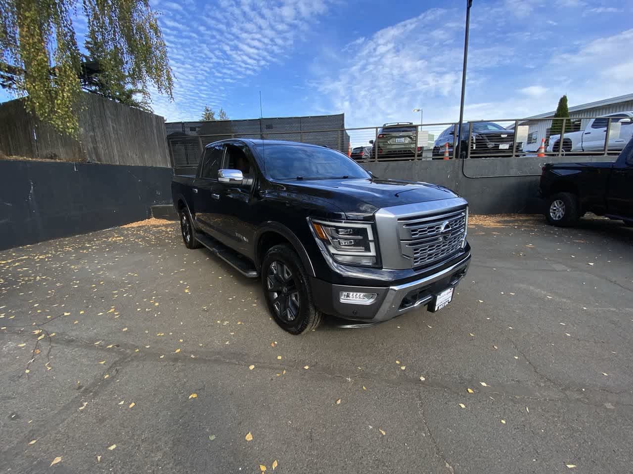 Used 2021 Nissan Titan Platinum Reserve w/ Moonroof Package AWD/4WD image 8
