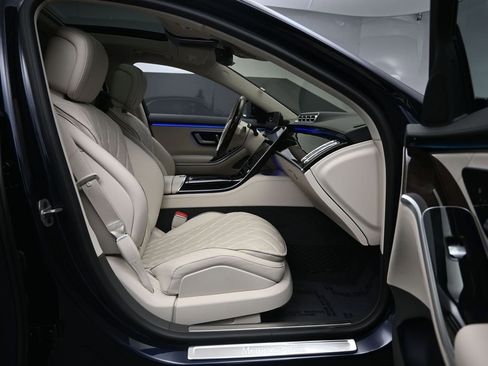 Used 2025 Mercedes-Benz S 580 4MATIC Sedan image 27