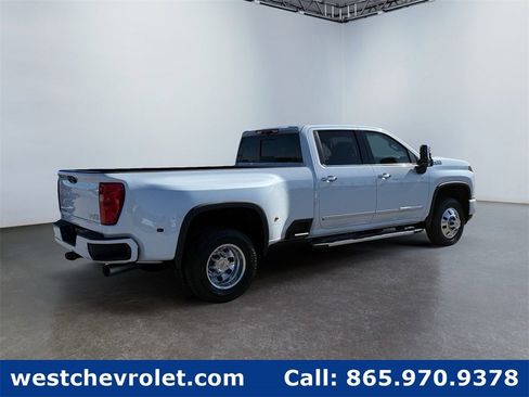 New 2026 Chevrolet Silverado 3500 High Country w/ Technology Package image 3