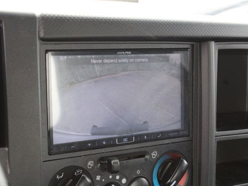 New 2024 Chevrolet Low Cab Forward image 24