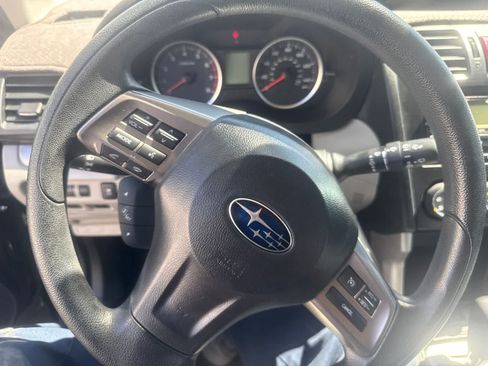 Used 2014 Subaru Forester 2.5i Premium w/ All-Weather Package AWD/4WD image 23