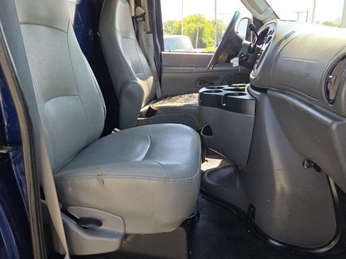 Used 2007 Ford E-350 and Econoline 350 Super Duty RWD image 4
