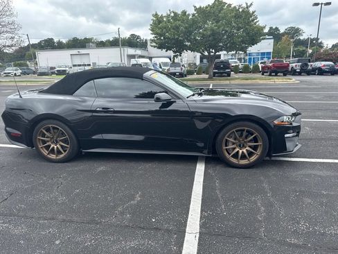 Used 2019 Ford Mustang Premium w/ Ecoboost Performance Package RWD image 5