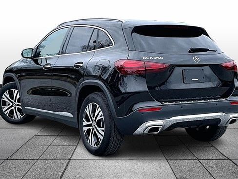Certified 2025 Mercedes-Benz GLA 250 4MATIC image 5