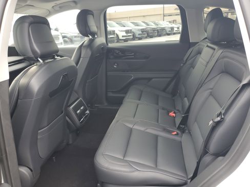 New 2026 Lincoln Nautilus Premier w/ Equipment Group 102A image 28