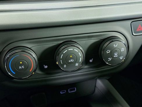 New 2026 Chevrolet Trax RS w/ Driver Confidence Package FWD image 10