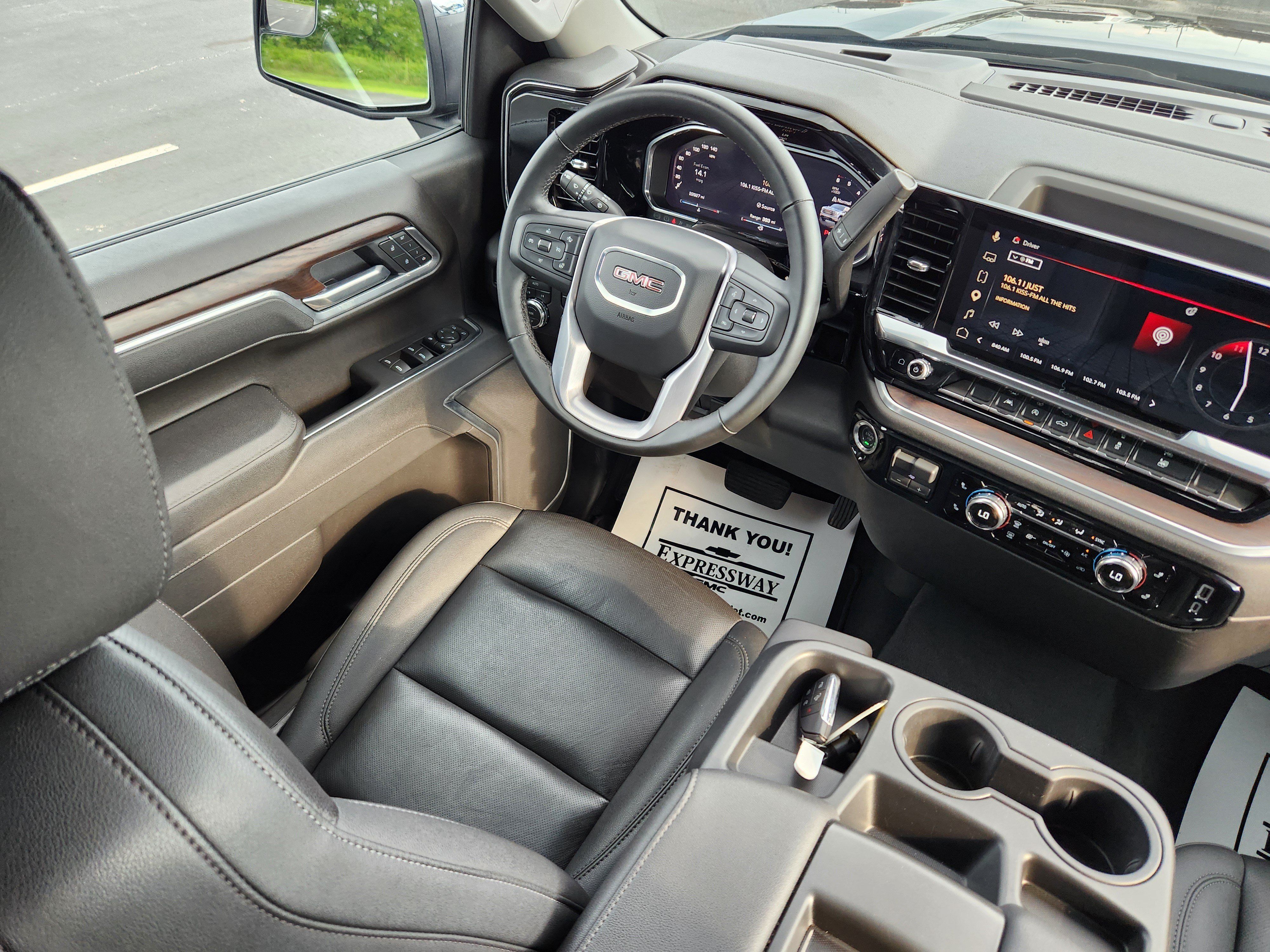 Used 2026 GMC Sierra 1500 SLT AWD/4WD image 15