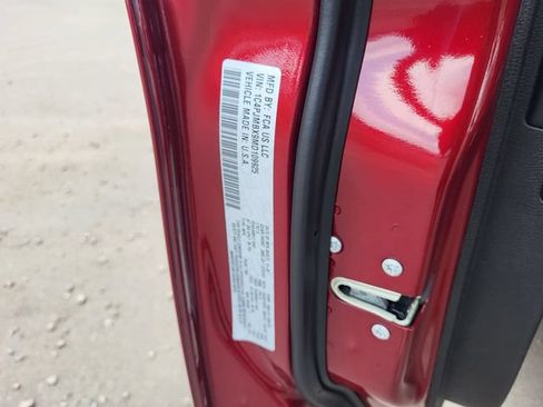 Used 2021 Jeep Cherokee Trailhawk w/ Trailer Tow Group AWD/4WD image 30