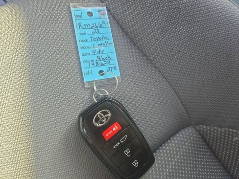 Used 2023 Toyota Corolla SE FWD image 36