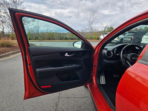 Used 2021 Kia Forte GT-Line image 20