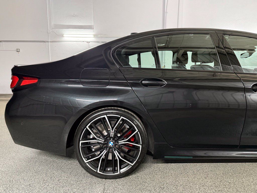 Used 2023 BMW M550i xDrive w/ Executive Package AWD/4WD image 8