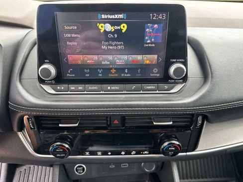 Used 2021 Nissan Rogue SV AWD/4WD image 26