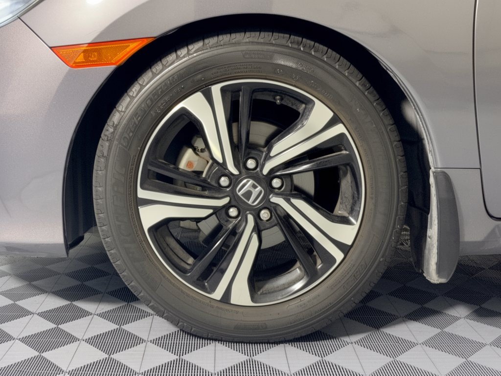 Used 2016 Honda Civic Touring image 13