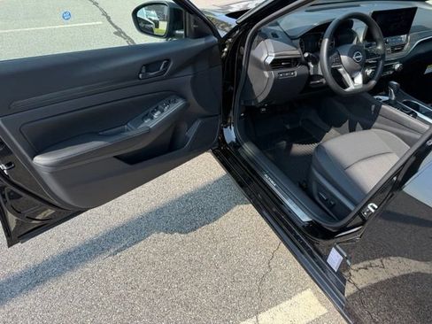 New 2026 Nissan Altima 2.5 SV w/ SV Special Edition Package FWD image 15