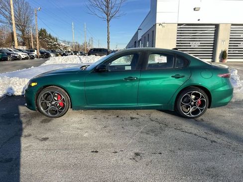 New 2026 Alfa Romeo Giulia AWD image 5