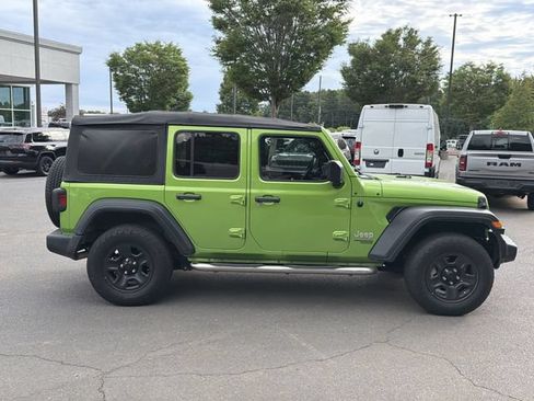 Used 2019 Jeep Wrangler Unlimited Sport AWD/4WD image 5