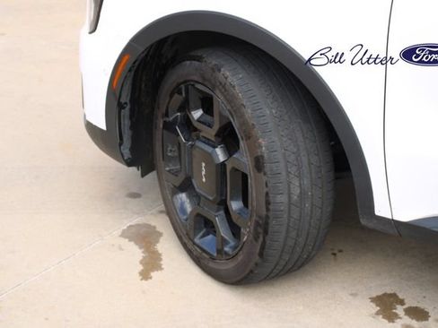 Used 2024 Kia Sorento SX AWD/4WD image 9